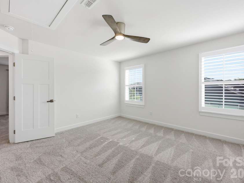 11006 Sound Road, Davidson, NC 28036.  MLS# CAR4389084, YatesRealty ID 30140. 