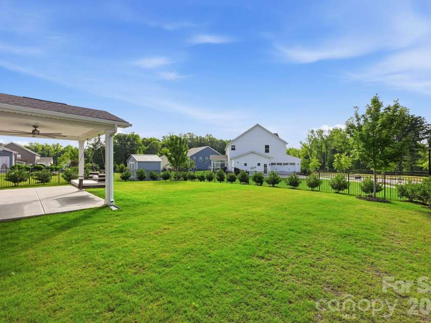 11006 Sound Road, Davidson, NC 28036.  MLS# CAR4389084, YatesRealty ID 30140. 