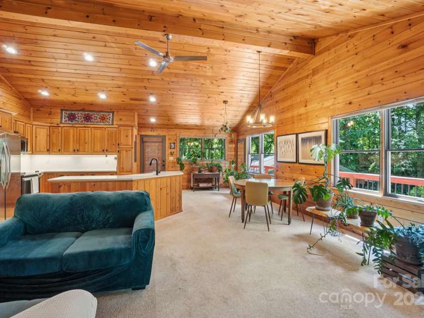 128 Chancery Lane, Waynesville, NC 28786.  MLS# CAR4286966, YatesRealty ID 30140. 