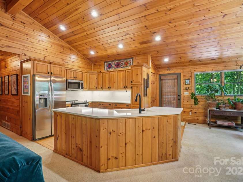 128 Chancery Lane, Waynesville, NC 28786.  MLS# CAR4286966, YatesRealty ID 30140. 