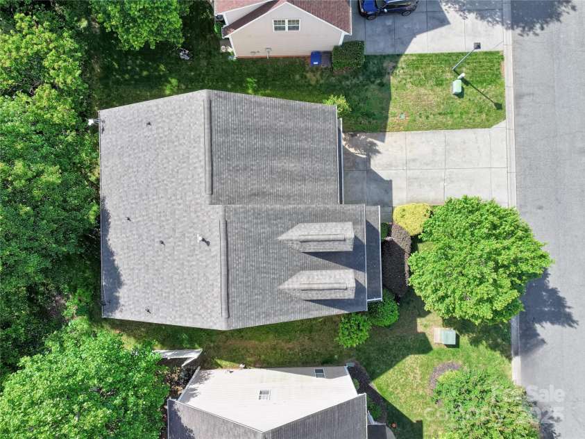 111 Tilton Drive, Mooresville, NC 28115.  MLS# CAR4254462, YatesRealty ID 30141. Aerial view of home.