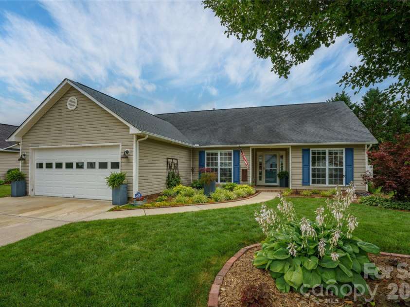 31 Misty Valley Road, Fletcher, NC 28732.  MLS# CAR4390725, YatesRealty ID 30141. 