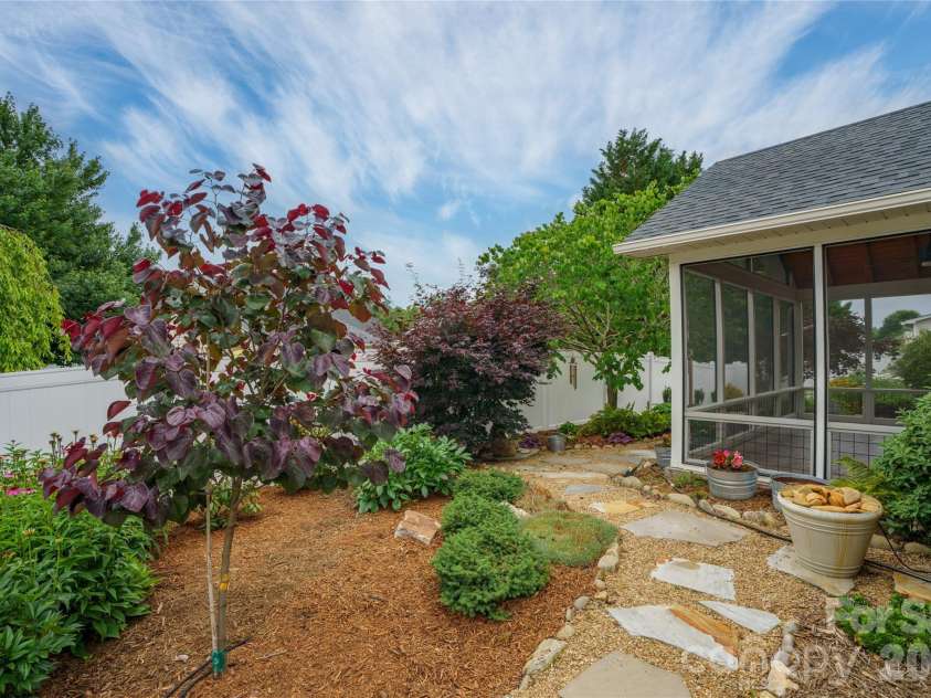 31 Misty Valley Road, Fletcher, NC 28732.  MLS# CAR4390725, YatesRealty ID 30141. 