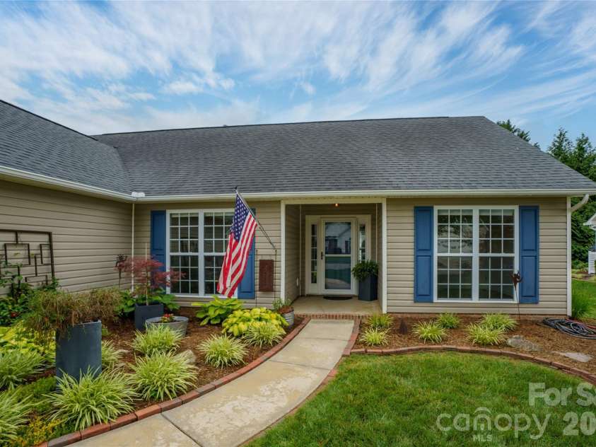 31 Misty Valley Road, Fletcher, NC 28732.  MLS# CAR4390725, YatesRealty ID 30141. 