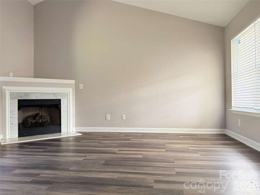 1110 Helms Road, Charlotte, NC 28214.  MLS# CAR4393269, YatesRealty ID 30142. 