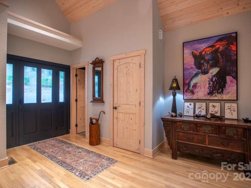 350 Celo Cove Drive, Burnsville, NC 28714.  MLS# CAR4257220, YatesRealty ID 30142. 
