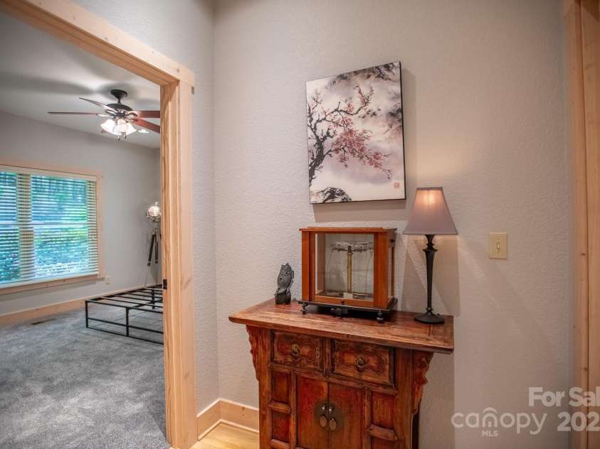 350 Celo Cove Drive, Burnsville, NC 28714.  MLS# CAR4257220, YatesRealty ID 30142. 