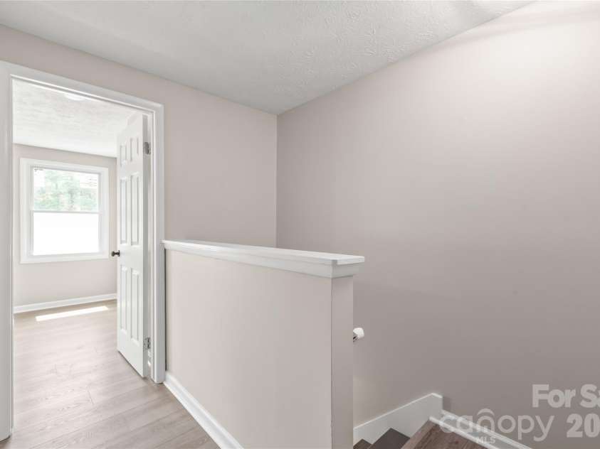 1221 Scaleybark Road, Charlotte, NC 28209.  MLS# CAR4392936, YatesRealty ID 30143. 
