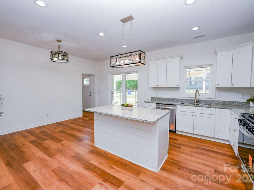 151 Cowan Street, Spindale, NC 28160.  MLS# CAR4284960, YatesRealty ID 30144. Eat-in Kitchen