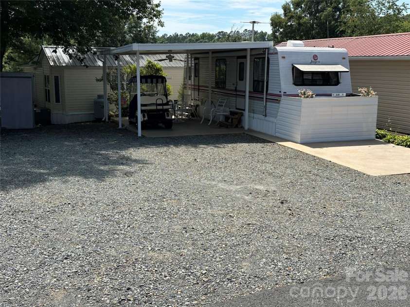 117 Elm Street, New London, NC 28127.  MLS# CAR4390963, YatesRealty ID 30145. 
