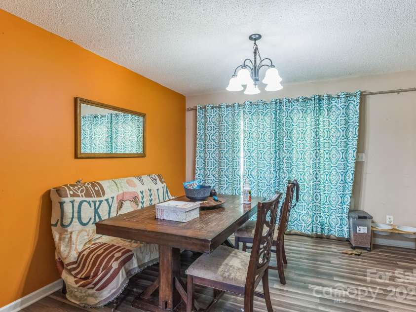 4584 Cherokee Drive, Maiden, NC 28650.  MLS# CAR4286904, YatesRealty ID 30146. 