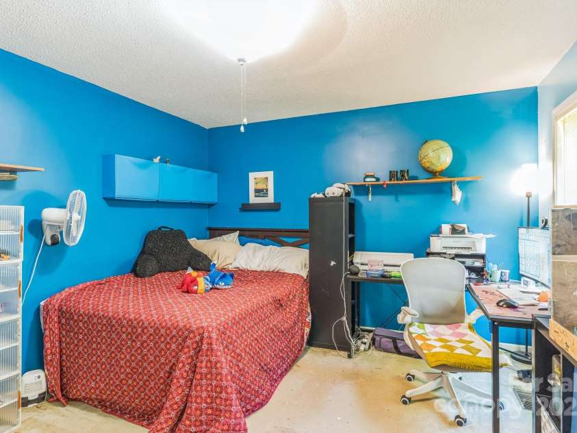 4584 Cherokee Drive, Maiden, NC 28650.  MLS# CAR4286904, YatesRealty ID 30146. 