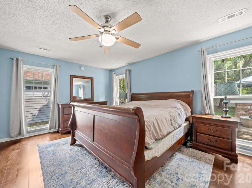 5200 Cressingham Court, Charlotte, NC 28227.  MLS# CAR4391631, YatesRealty ID 30147. 