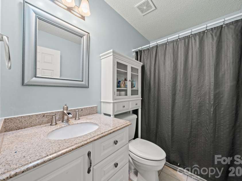5200 Cressingham Court, Charlotte, NC 28227.  MLS# CAR4391631, YatesRealty ID 30147. 