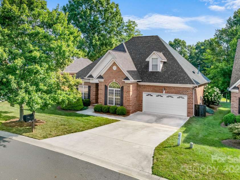 5314 Old Course Drive, Cramerton, NC 28032.  MLS# CAR4279061, YatesRealty ID 30147. 