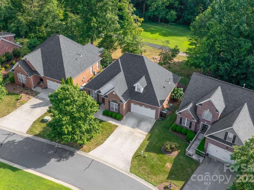 5314 Old Course Drive, Cramerton, NC 28032.  MLS# CAR4279061, YatesRealty ID 30147. 