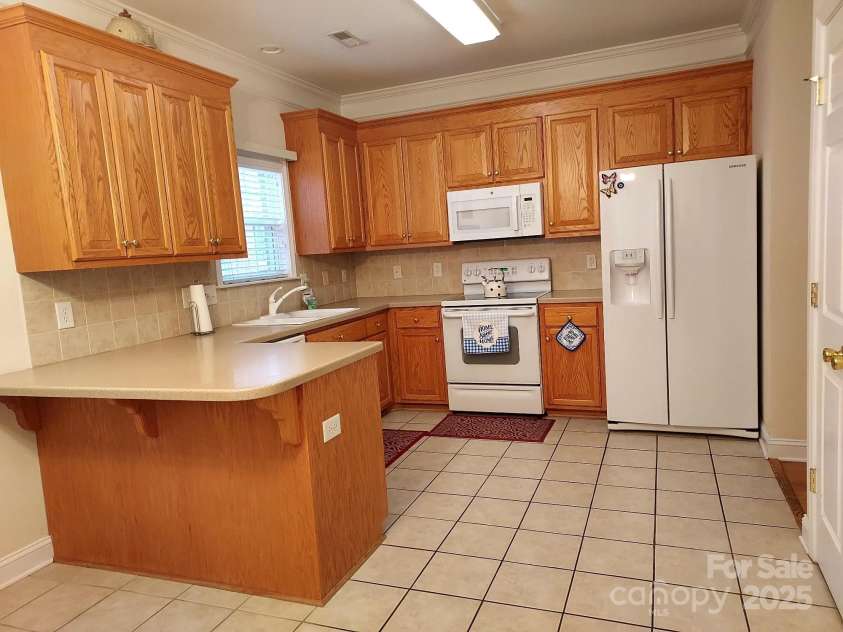 5314 Old Course Drive, Cramerton, NC 28032.  MLS# CAR4279061, YatesRealty ID 30147. 