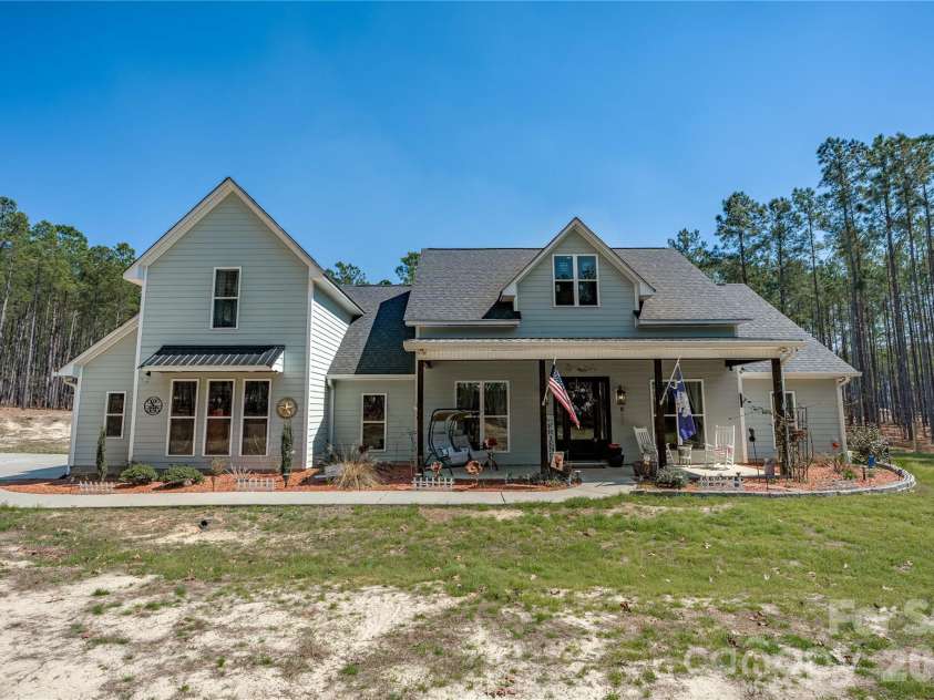 2138 Lockhart Road, Camden, SC 29020.  MLS# CAR4387382, YatesRealty ID 30148. 