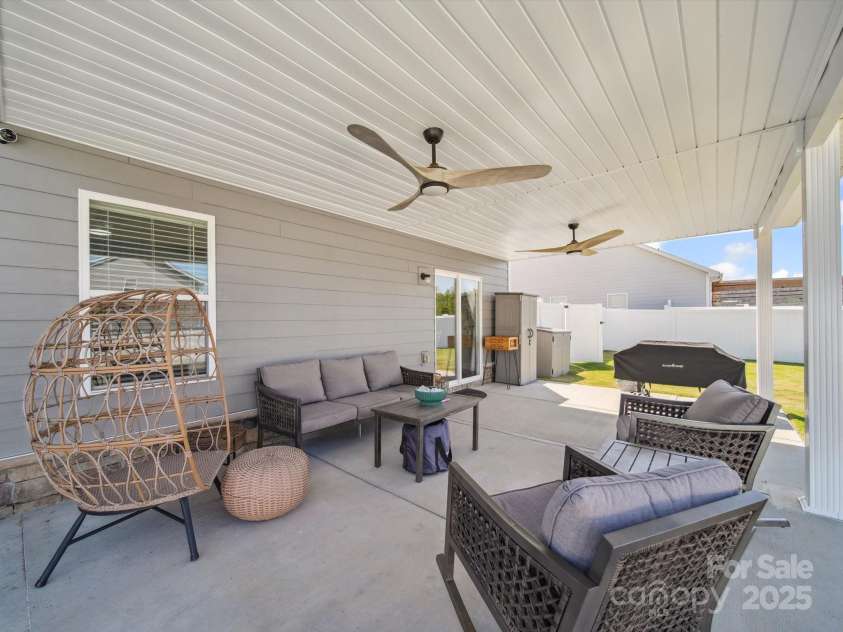 2000 Swanport Lane, Monroe, NC 28110.  MLS# CAR4280816, YatesRealty ID 30149. 