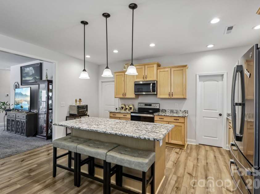 5301 Garden Gate Drive, Monroe, NC 28112.  MLS# CAR4382956, YatesRealty ID 30149. 