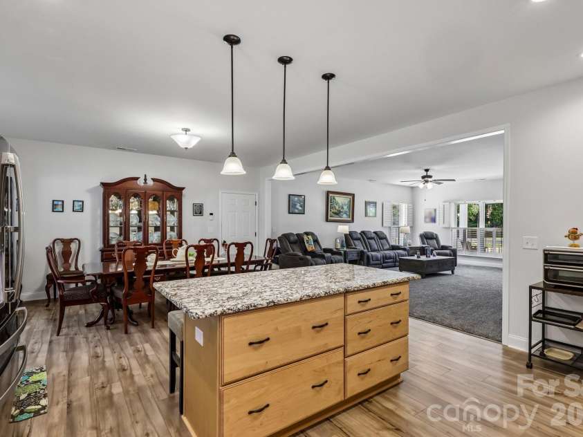 5301 Garden Gate Drive, Monroe, NC 28112.  MLS# CAR4382956, YatesRealty ID 30149. 