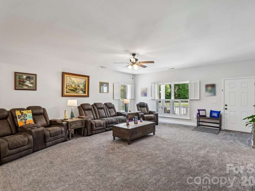 5301 Garden Gate Drive, Monroe, NC 28112.  MLS# CAR4382956, YatesRealty ID 30149. 