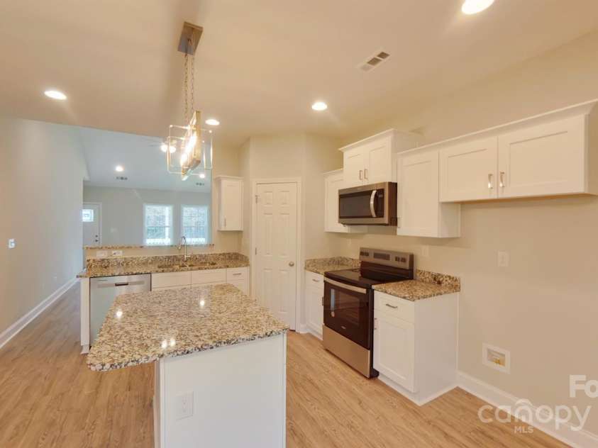 2270 Charlotte Highway, York, SC 29745.  MLS# CAR4202376, YatesRealty ID 3015. 