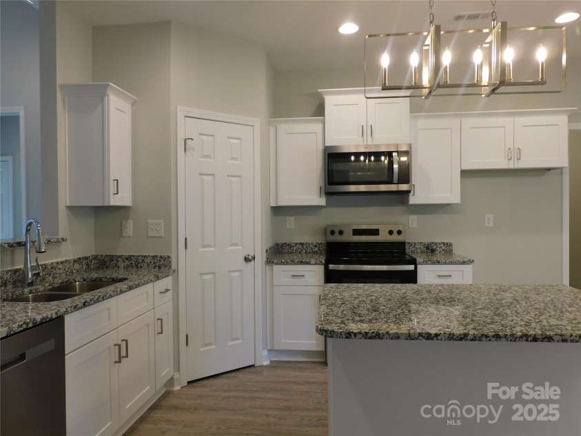 2270 Charlotte Highway, York, SC 29745.  MLS# CAR4202376, YatesRealty ID 3015. 