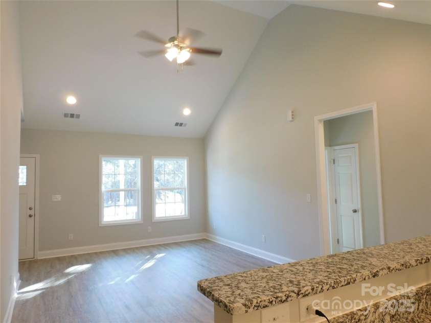 2270 Charlotte Highway, York, SC 29745.  MLS# CAR4202376, YatesRealty ID 3015. Great room