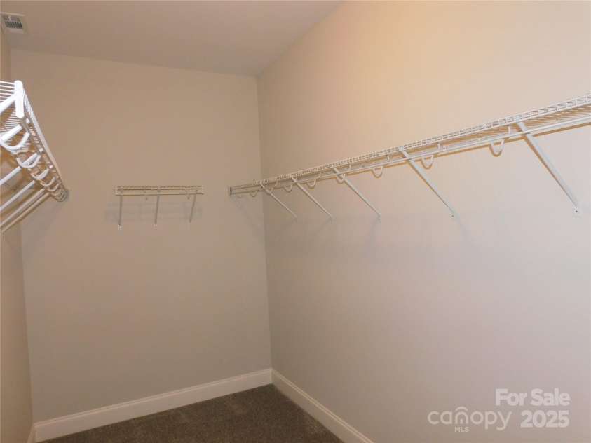 2270 Charlotte Highway, York, SC 29745.  MLS# CAR4202376, YatesRealty ID 3015. Walkin closets