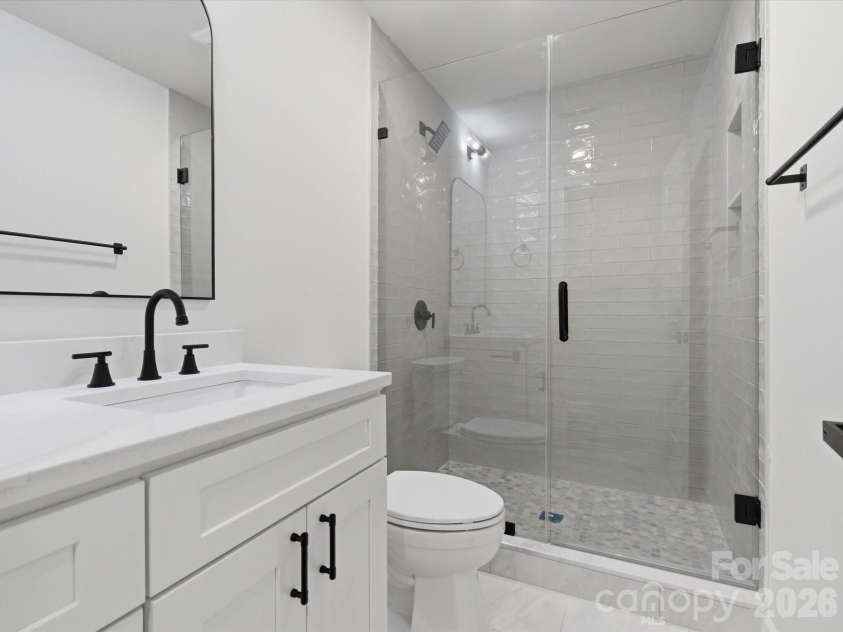 3600 Carmel Road, Charlotte, NC 28226.  MLS# CAR4377797, YatesRealty ID 30150. Bathroom #3