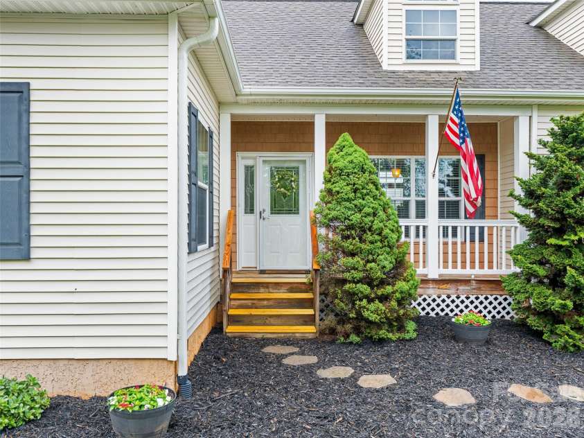 300 Welch Drive, Alexander, NC 28701.  MLS# CAR4387609, YatesRealty ID 30151. 