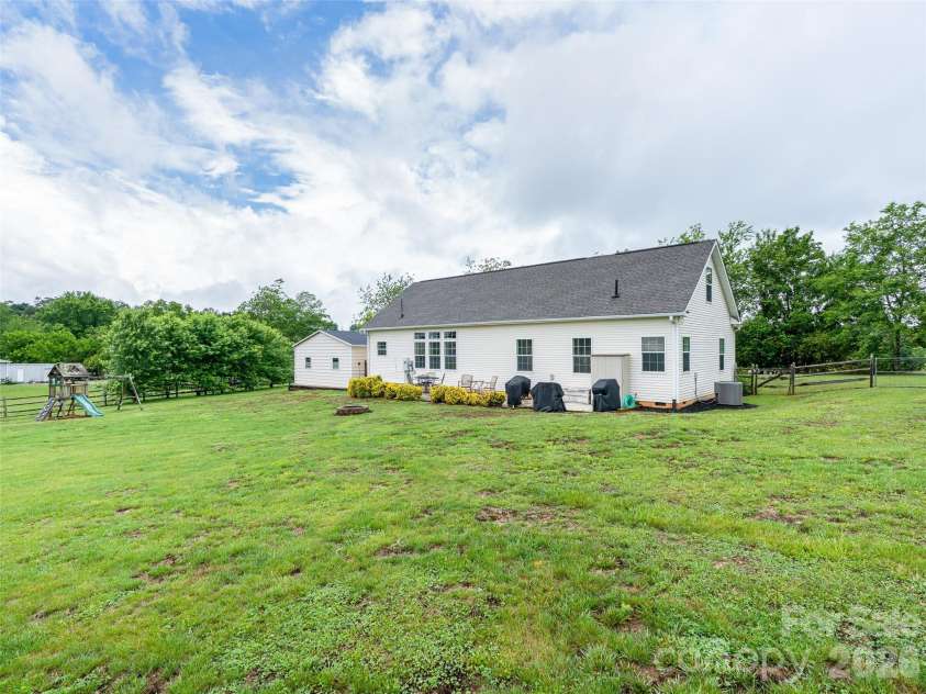 300 Welch Drive, Alexander, NC 28701.  MLS# CAR4387609, YatesRealty ID 30151. 