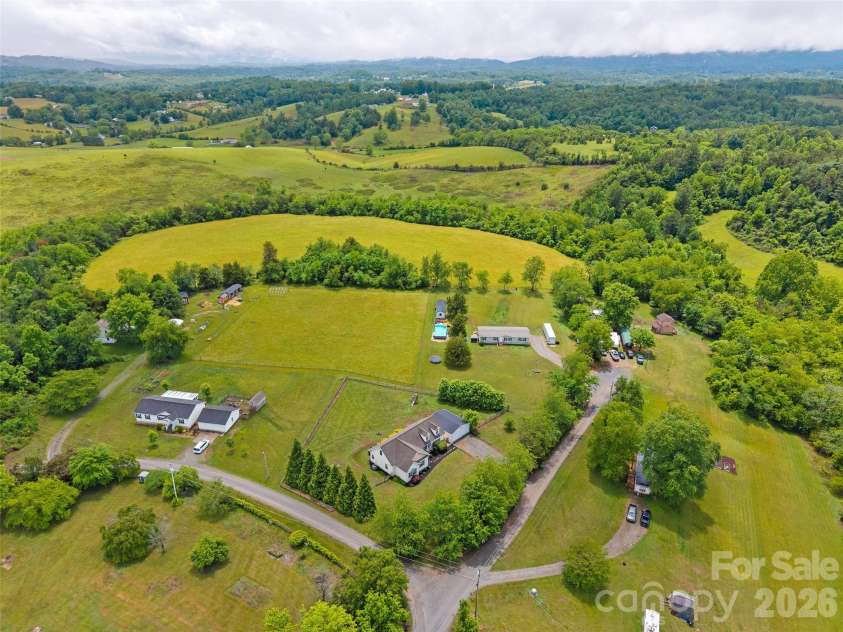 300 Welch Drive, Alexander, NC 28701.  MLS# CAR4387609, YatesRealty ID 30151. 