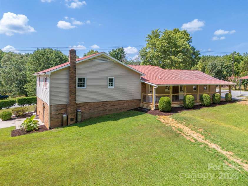 1283 Harris Henrietta Road, Forest City, NC 28043.  MLS# CAR4287411, YatesRealty ID 30152. 