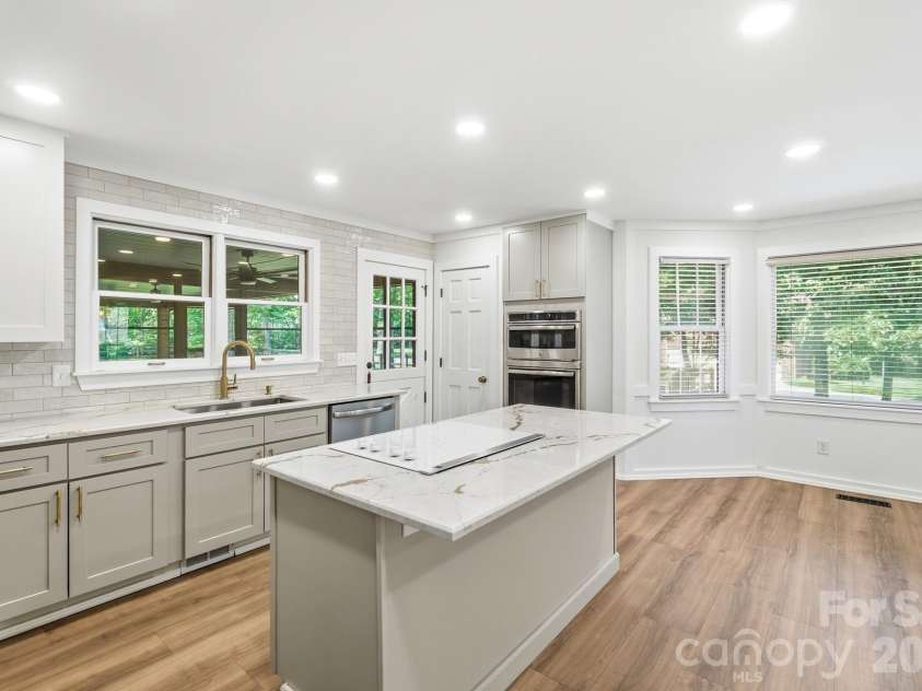 4020 Glen Haven Drive, Concord, NC 28027.  MLS# CAR4389147, YatesRealty ID 30152. 