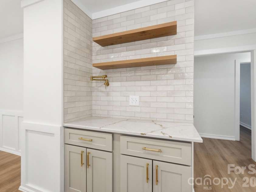 4020 Glen Haven Drive, Concord, NC 28027.  MLS# CAR4389147, YatesRealty ID 30152. 