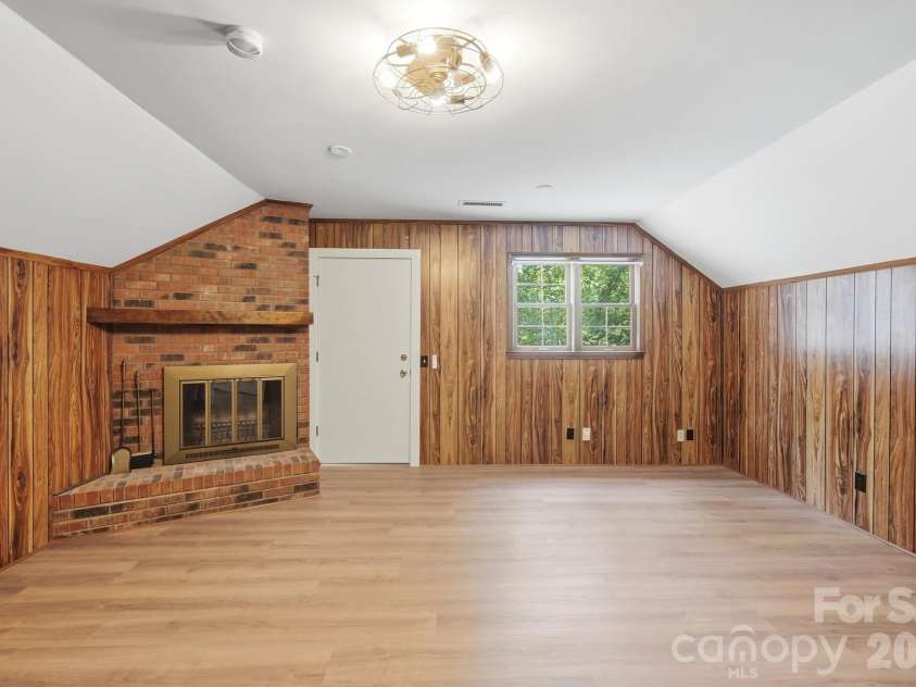 4020 Glen Haven Drive, Concord, NC 28027.  MLS# CAR4389147, YatesRealty ID 30152. 