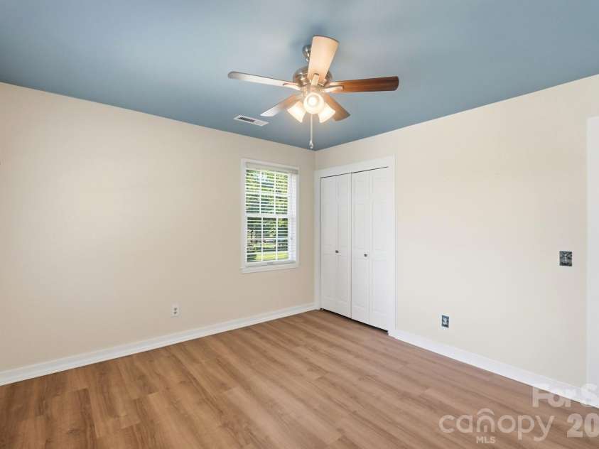4020 Glen Haven Drive, Concord, NC 28027.  MLS# CAR4389147, YatesRealty ID 30152. 