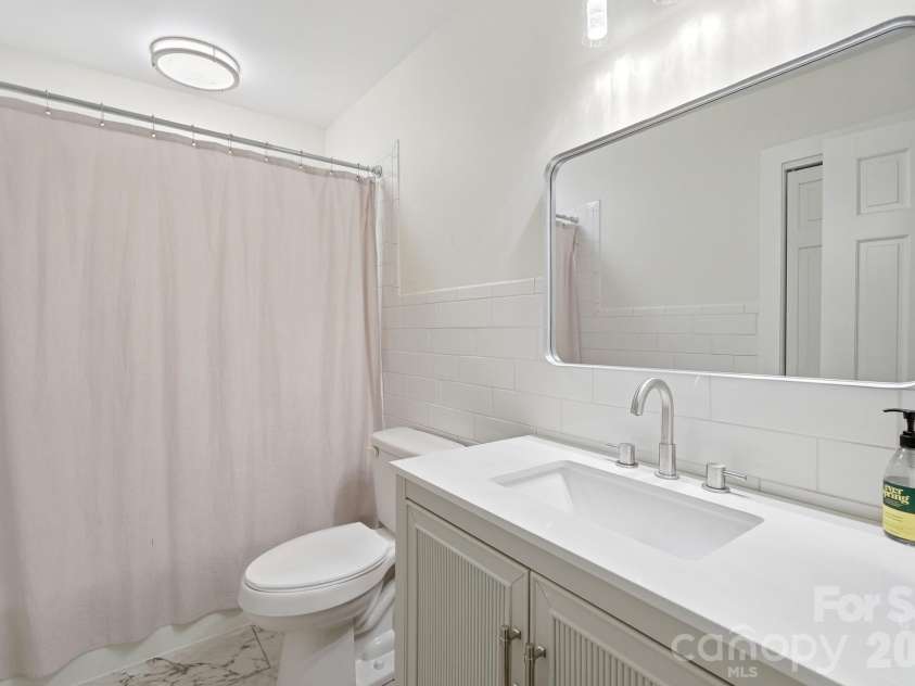 4020 Glen Haven Drive, Concord, NC 28027.  MLS# CAR4389147, YatesRealty ID 30152. 