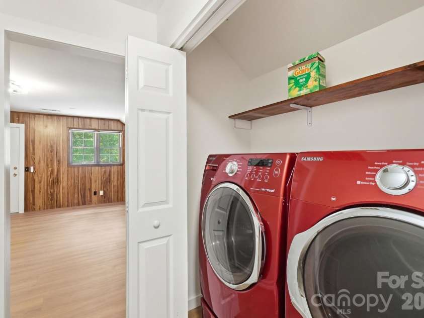 4020 Glen Haven Drive, Concord, NC 28027.  MLS# CAR4389147, YatesRealty ID 30152. 