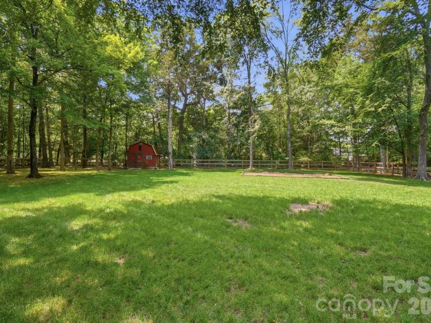 4020 Glen Haven Drive, Concord, NC 28027.  MLS# CAR4389147, YatesRealty ID 30152. 