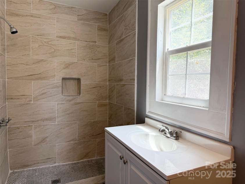 4021 Fork Hill Road, Kershaw, SC 29067.  MLS# CAR4284805, YatesRealty ID 30153. 