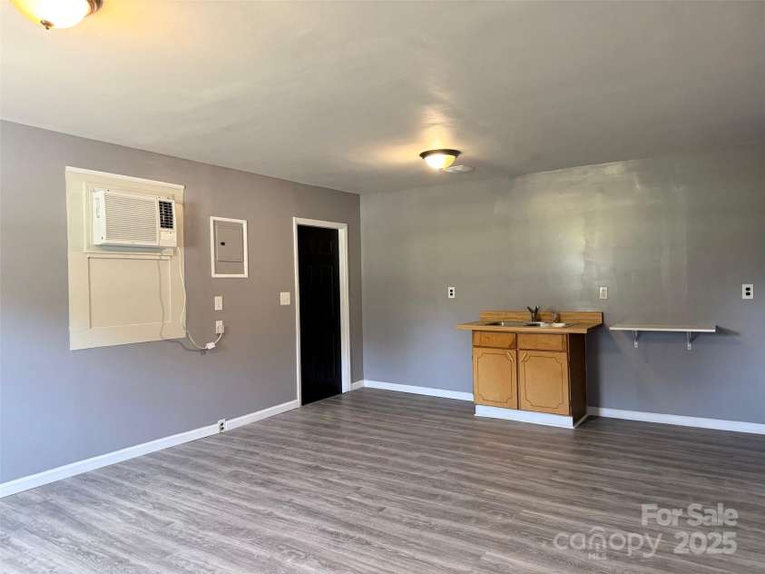 4021 Fork Hill Road, Kershaw, SC 29067.  MLS# CAR4284805, YatesRealty ID 30153. 