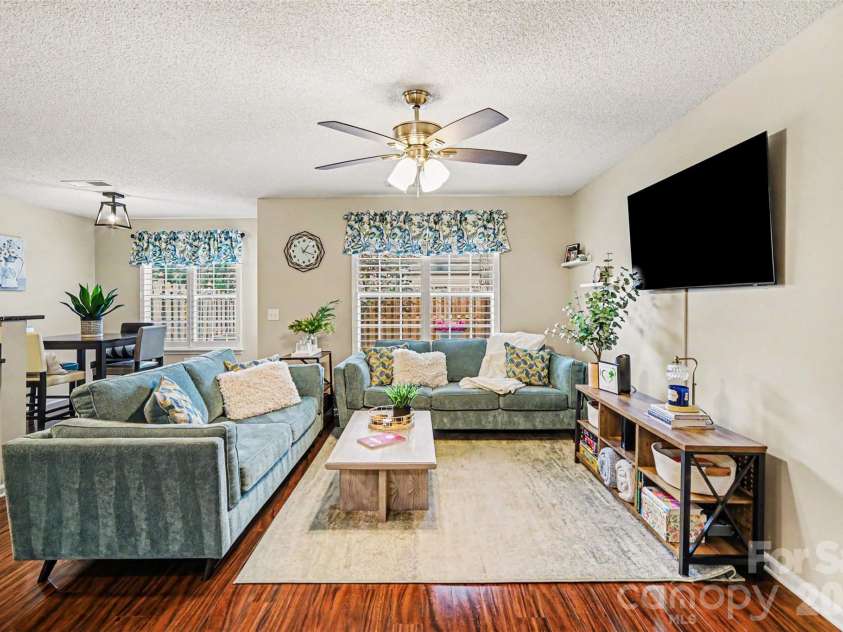 9725 Mattforest Circle, Charlotte, NC 28277.  MLS# CAR4389671, YatesRealty ID 30153. 