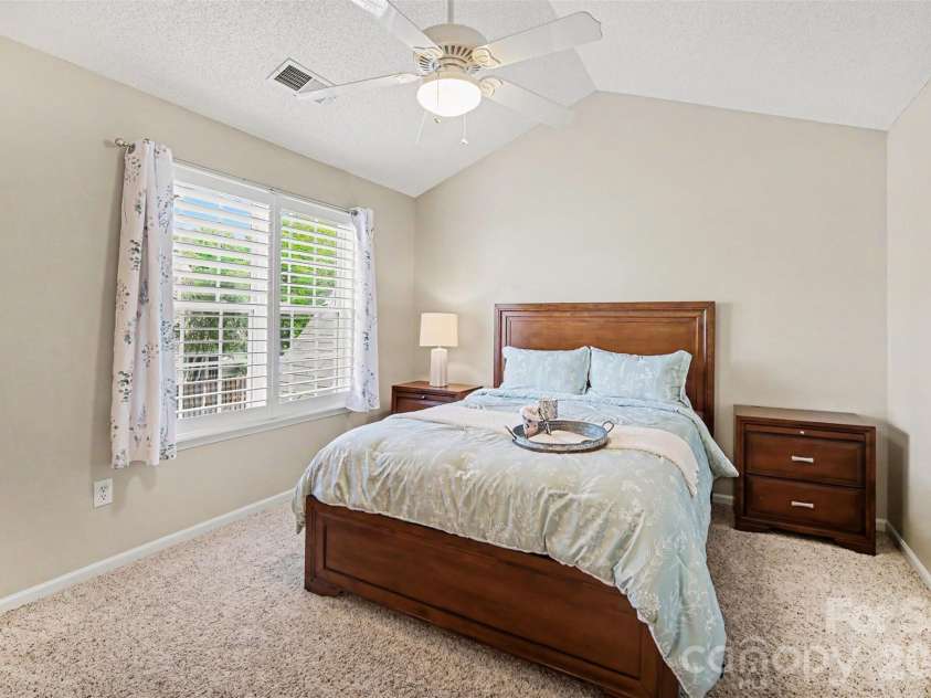 9725 Mattforest Circle, Charlotte, NC 28277.  MLS# CAR4389671, YatesRealty ID 30153. 