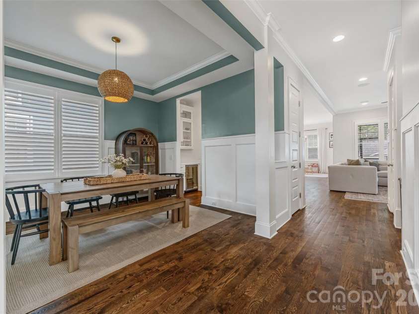 3430 Cosby Place, Charlotte, NC 28205.  MLS# CAR4389964, YatesRealty ID 30155. Flexible dining area