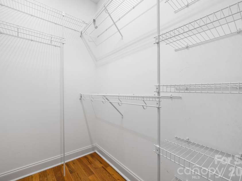 1055 Catawba Greens Drive, Newton, NC 28658.  MLS# CAR4384886, YatesRealty ID 30157. 
