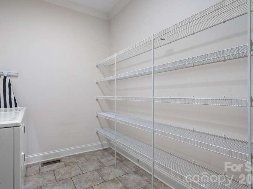 1055 Catawba Greens Drive, Newton, NC 28658.  MLS# CAR4384886, YatesRealty ID 30157. 