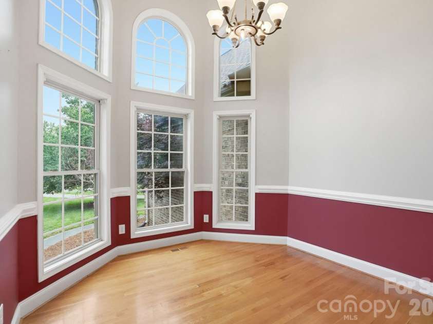 1099 Curve View Road, Lincolnton, NC 28092.  MLS# CAR4389722, YatesRealty ID 30158. 